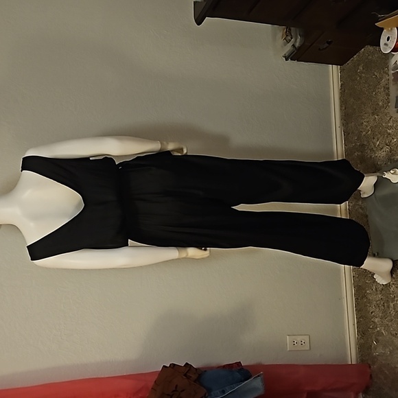 GAP Black Satin Sleeveless V-Neck Tie Waist Formal Jumpsuit Large Petite - Picture 7 of 13